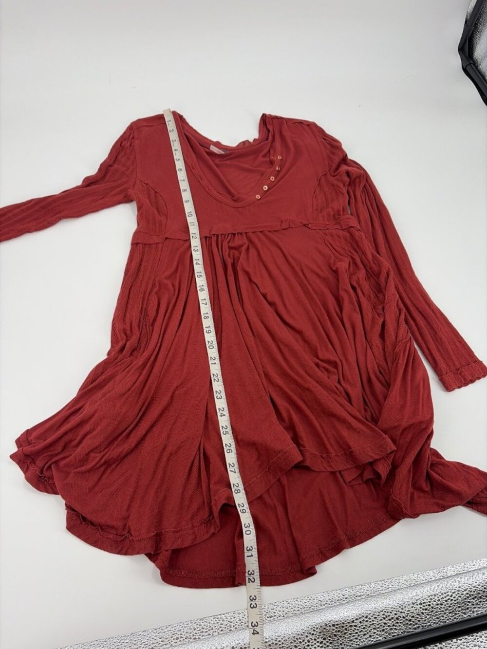 Free People Birdie Henley Top V-Neck Tunic COWBOY Red Women Small Boho Flowy - Picture 9 of 9